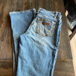 Women’s Wrangler jeans size 7/36